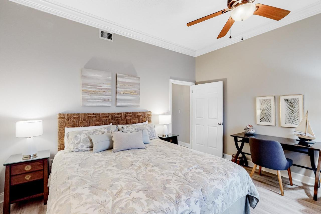 Phoenix VI 115 Orange Beach Exterior photo