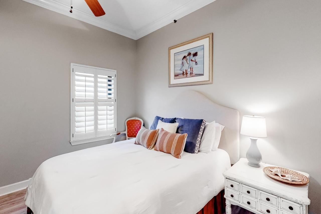Phoenix VI 115 Orange Beach Exterior photo